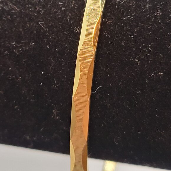 Vintage Monet Gold Tone Bangle Bracelet Brushed Textured Scalloped Design - Picture 3 of 8
